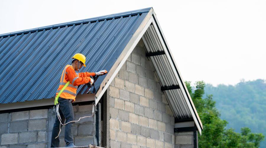 Professional metal roof installation in Silverton, TX